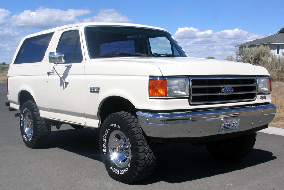 A Brief History On The Top 5 Best Ford Broncos Ever Made